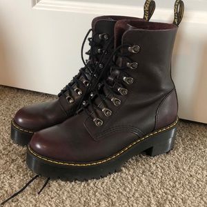 Dr. Martens Leona in Burgundy, like new